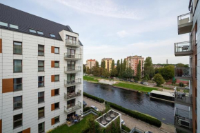 Minimalistyczny Apartament w Gdańsku z Widokiem na Rzekę by Noclegi Renters